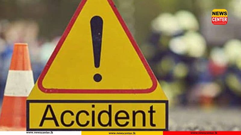 පාසල් වෑන් රථයක් හා බසයක් මුහුණට මුහුණ ගැටෙයි - සිසුන් 17ක් රෝහලට